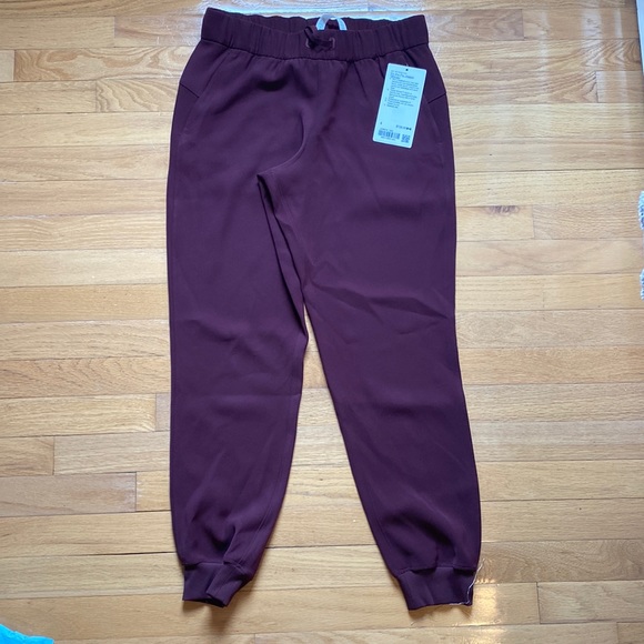 lululemon on the fly jogger woven - Picture 1 of 4